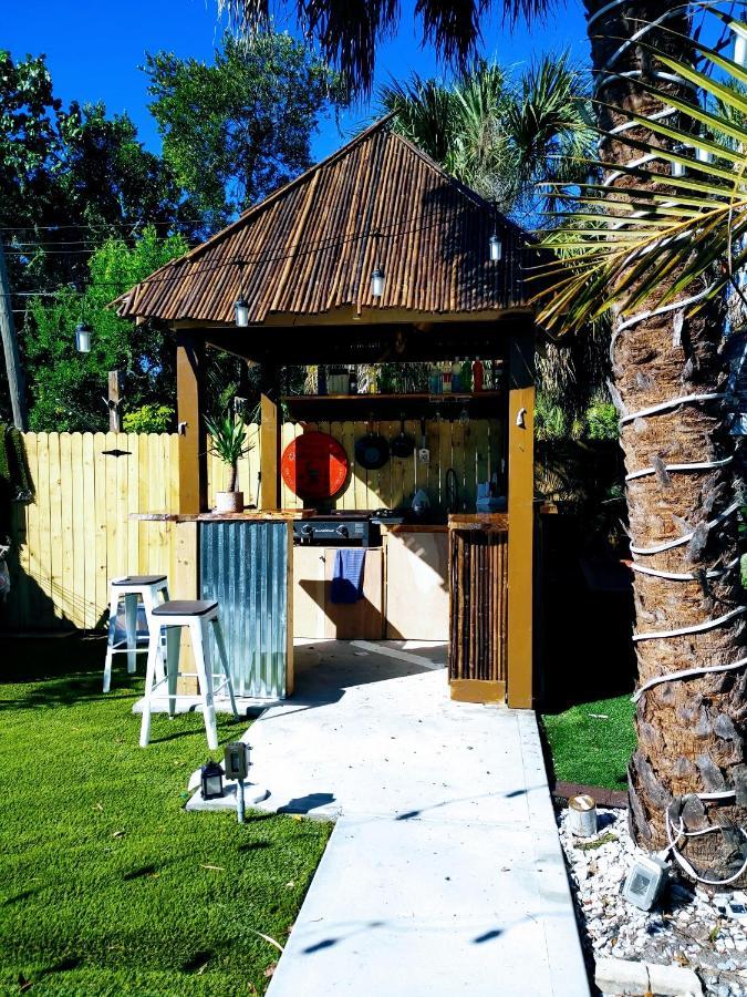 World Solo Travel'S Welcomed At St Pete Home St. Petersburg Dış mekan fotoğraf